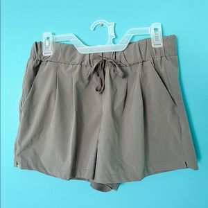 Mauve athletic shorts